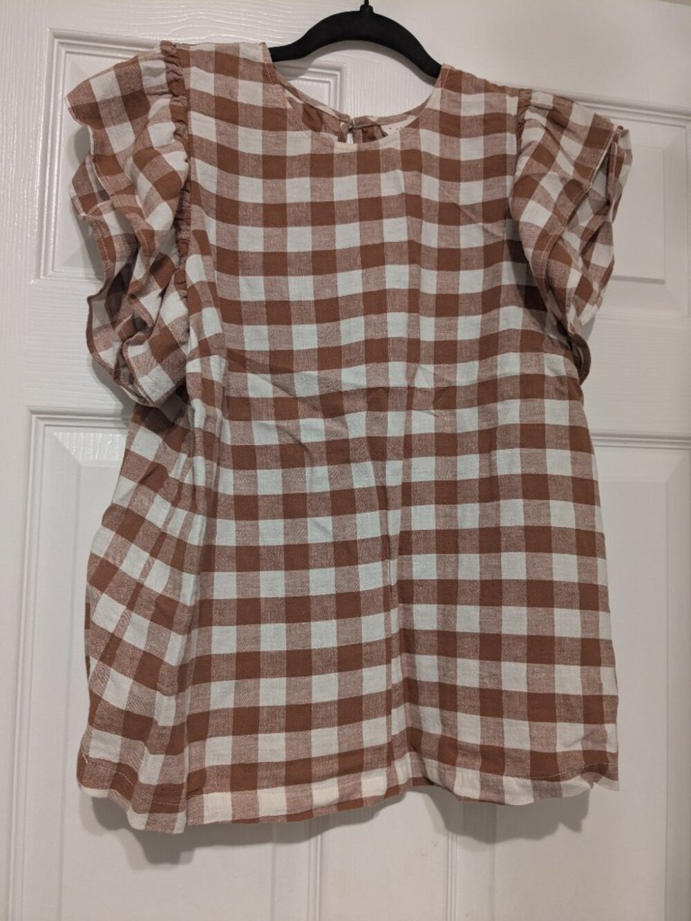 A New Day Brown & White Gingham Ruffle Sleeve Blouse โ Size Medium